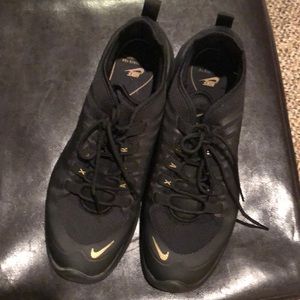 Nike women’s sneakers